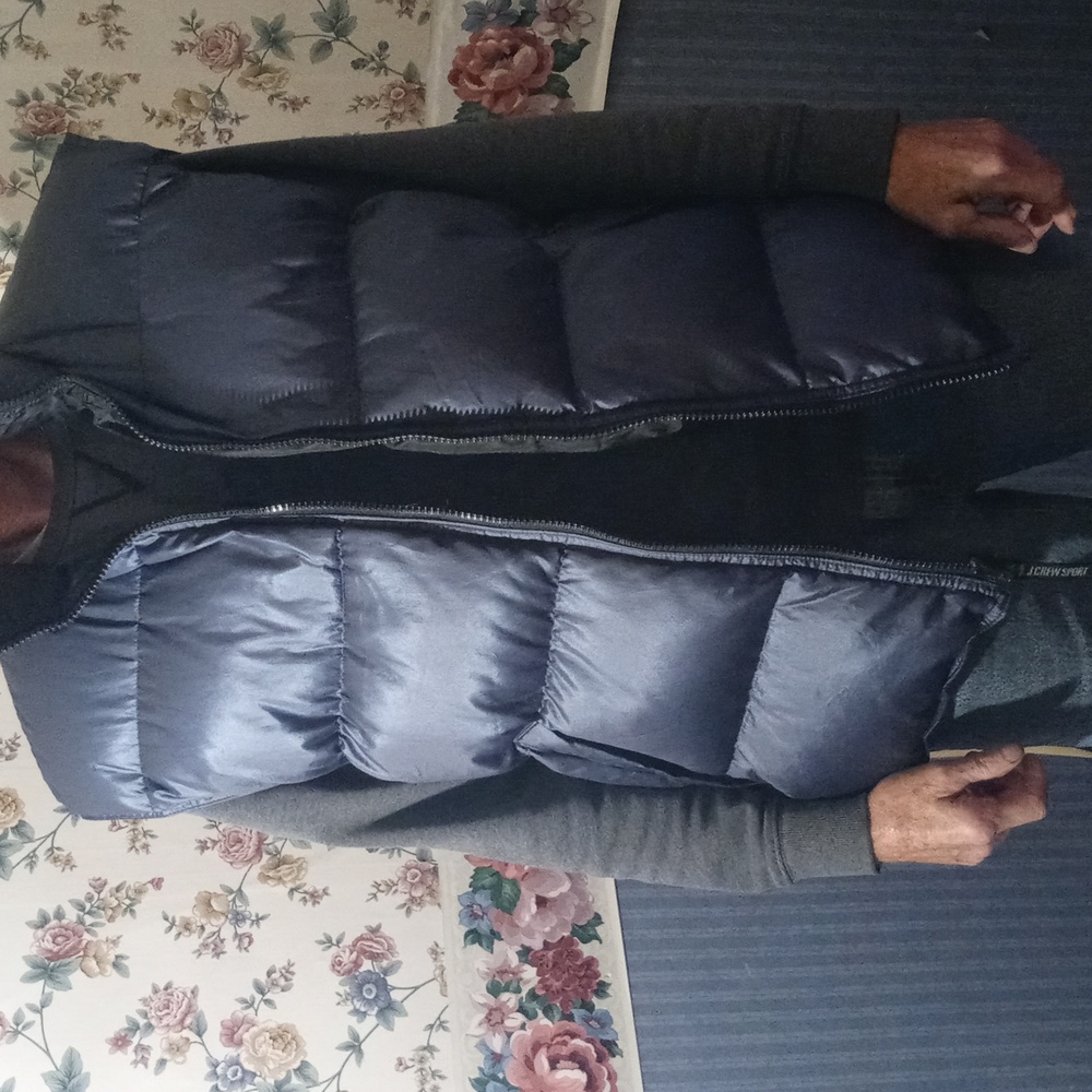 J CREW SPORT MEN'S REVERSIBLE BLACK VEST